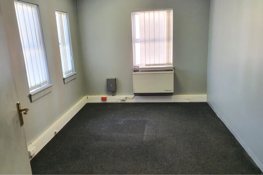 To Let commercial Property for Rent in Newton Park Eastern Cape